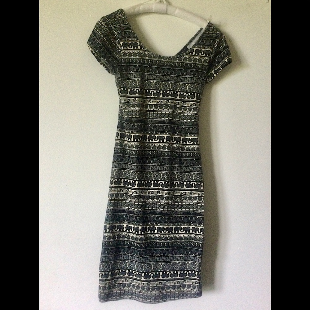 Love J Cutout Back Midi Printed Dress Size L